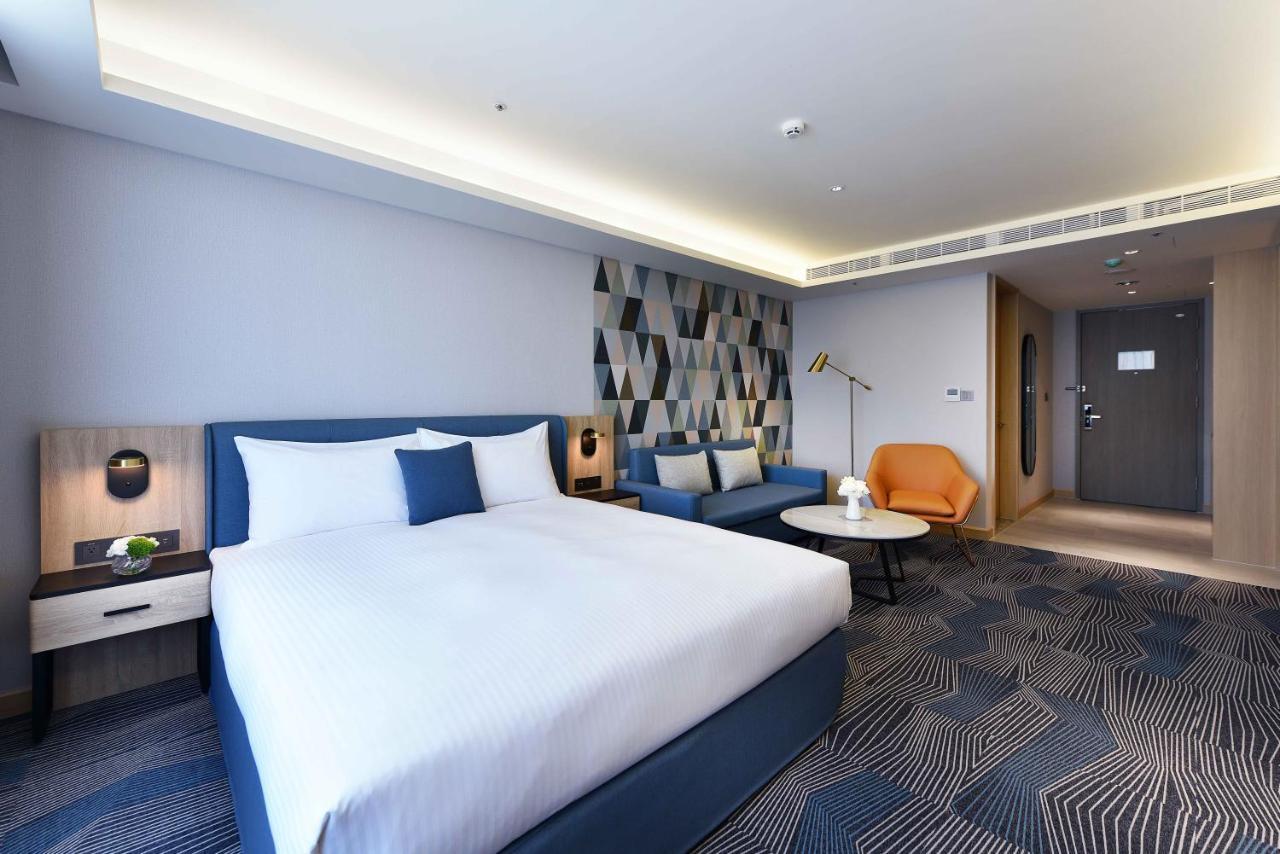 Fullon Poshtel - Kaohsiung Hotell Exteriör bild