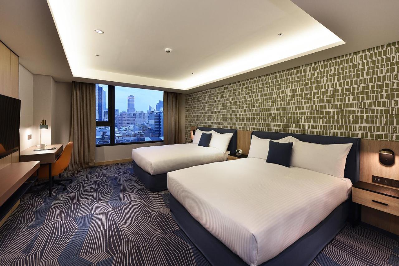 Fullon Poshtel - Kaohsiung Hotell Exteriör bild