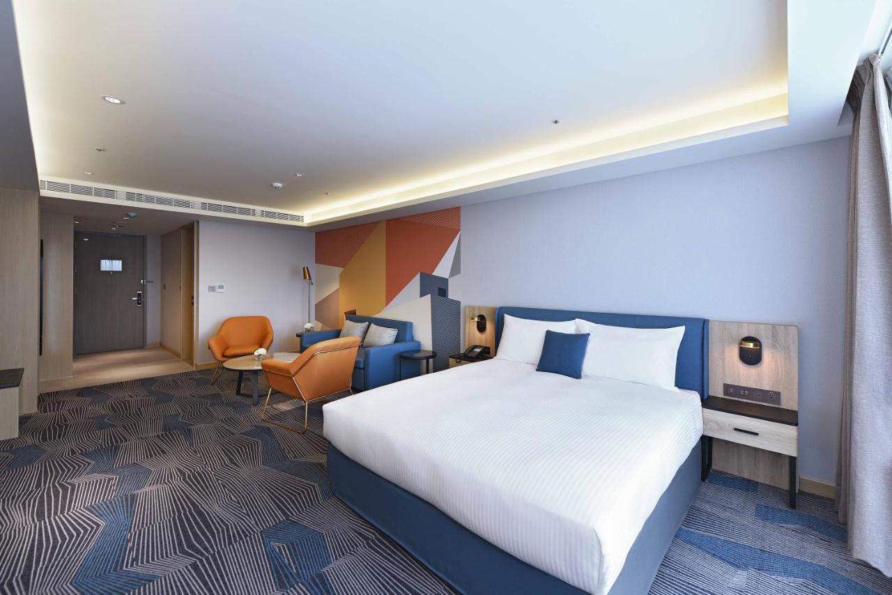 Fullon Poshtel - Kaohsiung Hotell Exteriör bild