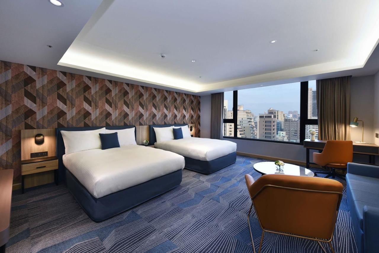 Fullon Poshtel - Kaohsiung Hotell Exteriör bild