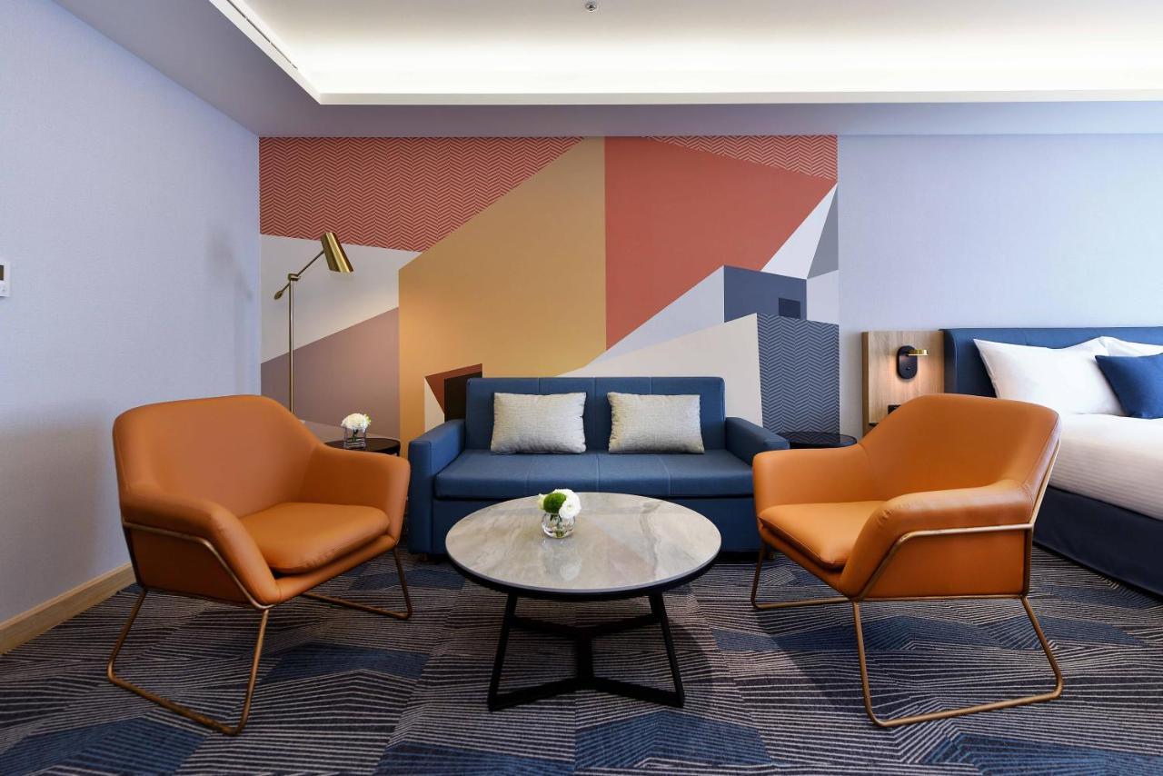 Fullon Poshtel - Kaohsiung Hotell Exteriör bild
