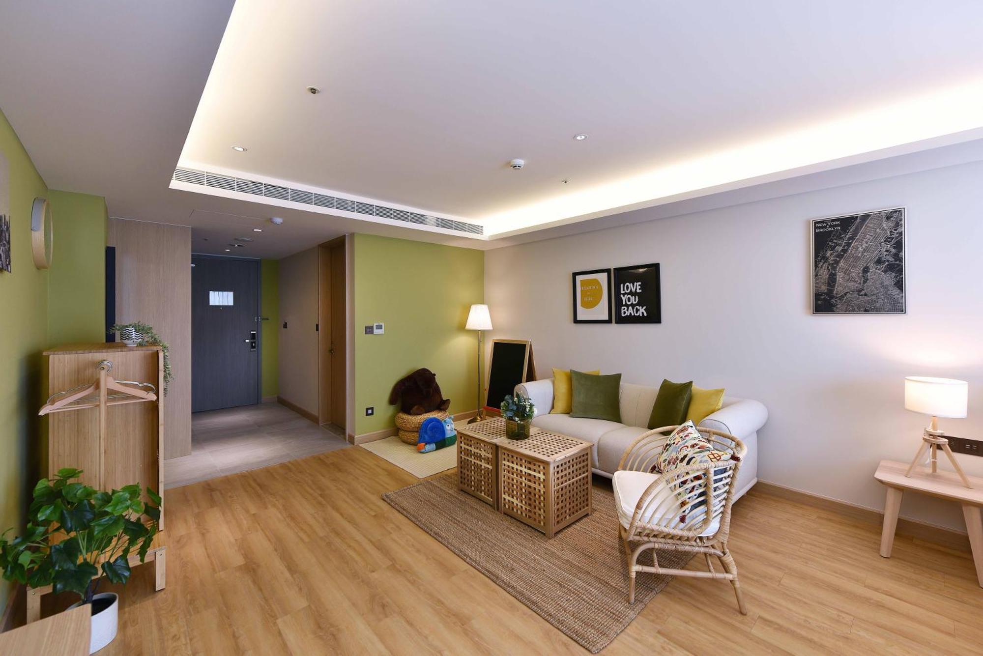 Fullon Poshtel - Kaohsiung Hotell Exteriör bild