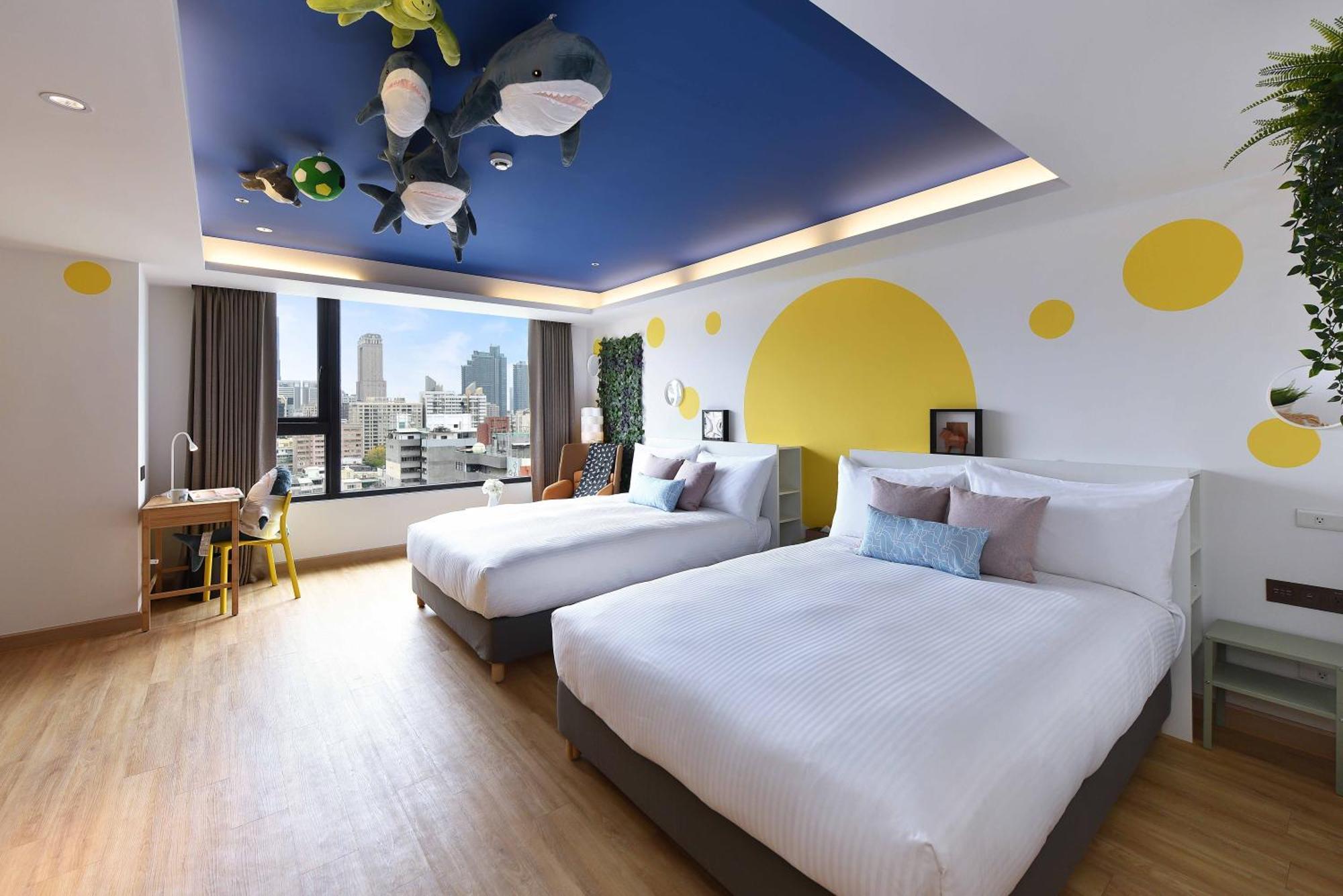 Fullon Poshtel - Kaohsiung Hotell Exteriör bild