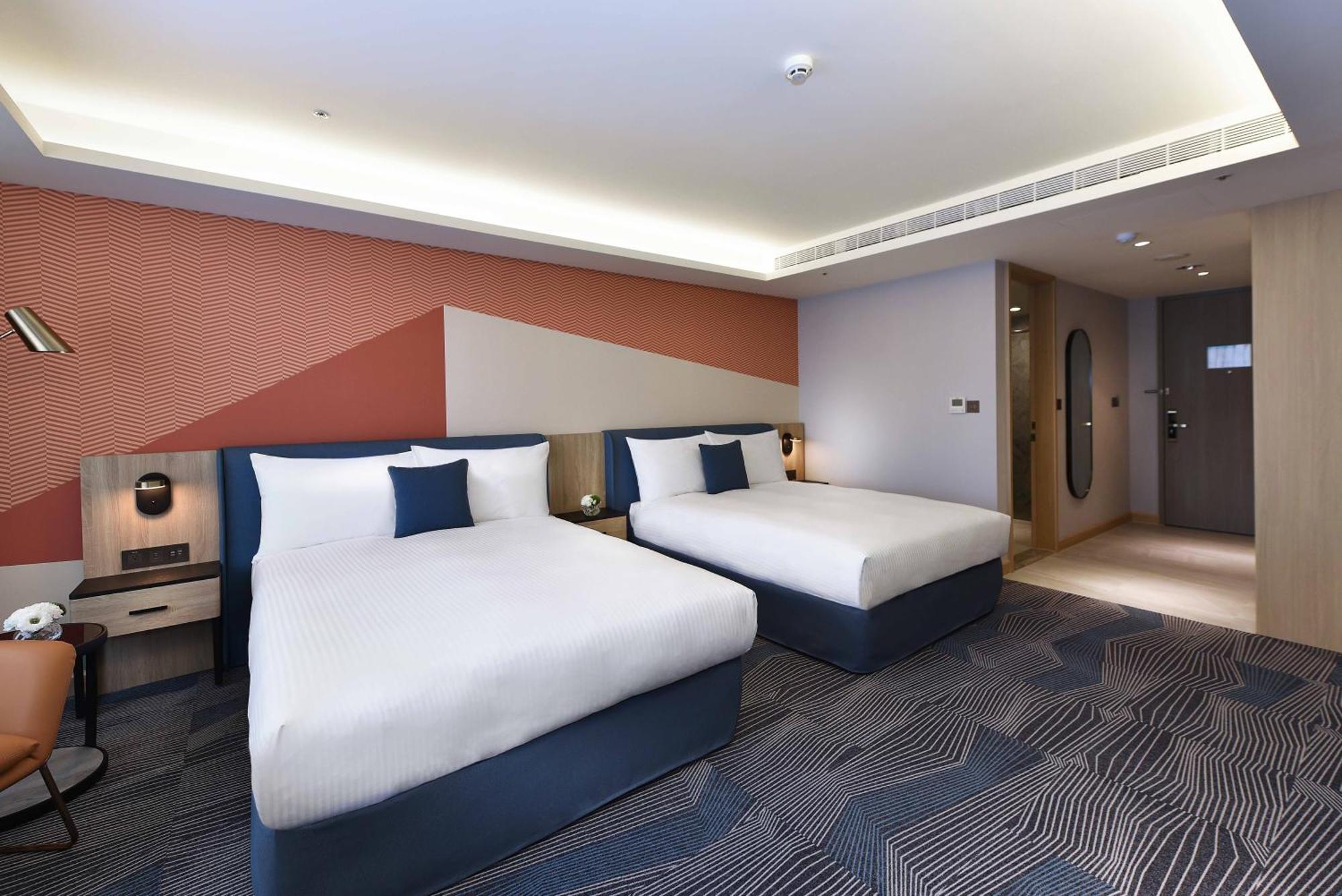 Fullon Poshtel - Kaohsiung Hotell Exteriör bild